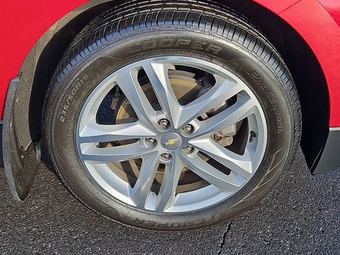 Used 2019 Chevrolet Equinox Premier image 8