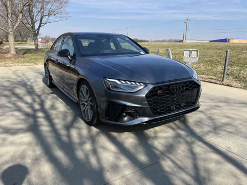 Used 2023 Audi S4 Premium Plus w/ Premium Plus Package image 2