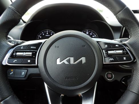 Used 2024 Kia Forte GT-Line FWD image 23