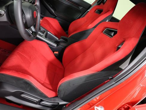 Used 2024 Honda Civic Type R image 9