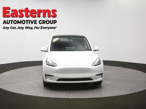 Used 2022 Tesla Model Y Long Range image 47