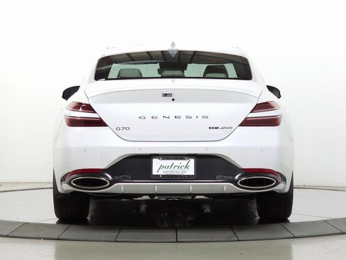 Used 2026 Genesis G70 3.3T Sport Prestige image 7