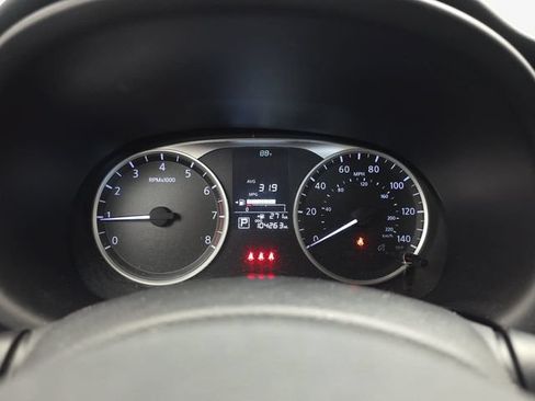 Used 2022 Nissan Kicks S FWD image 19