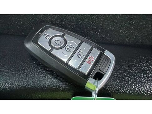Used 2024 Ford Escape Platinum AWD/4WD image 20