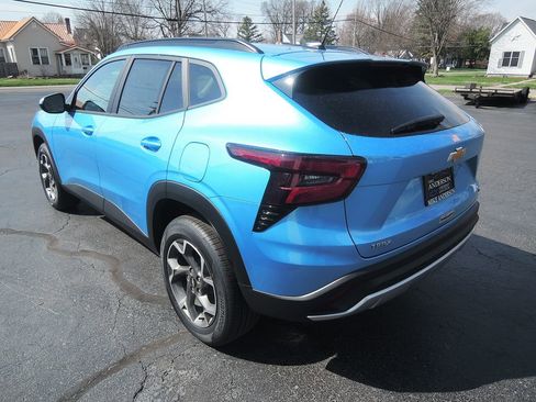 New 2026 Chevrolet Trax LT image 7