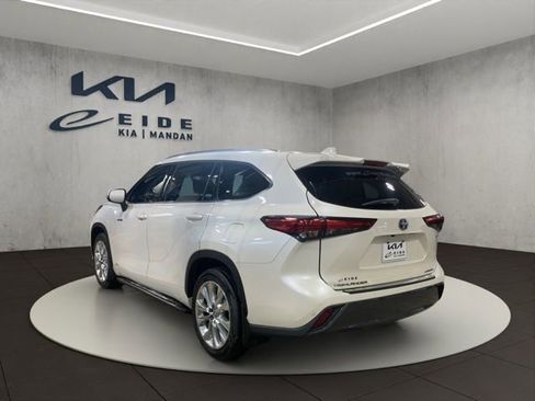 Used 2020 Toyota Highlander Limited image 4