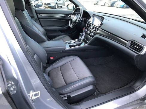 Used 2020 Honda Accord Sport image 13