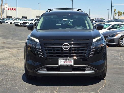New 2026 Nissan Pathfinder Platinum w/ Accent Package AWD/4WD image 7