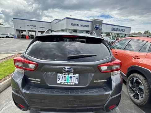 Used 2020 Subaru Crosstrek 2.0i Premium w/ Moonroof Package 2 AWD/4WD image 4