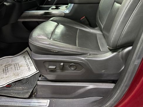 Used 2024 Chevrolet Silverado 3500 LTZ w/ LTZ Convenience Package image 16