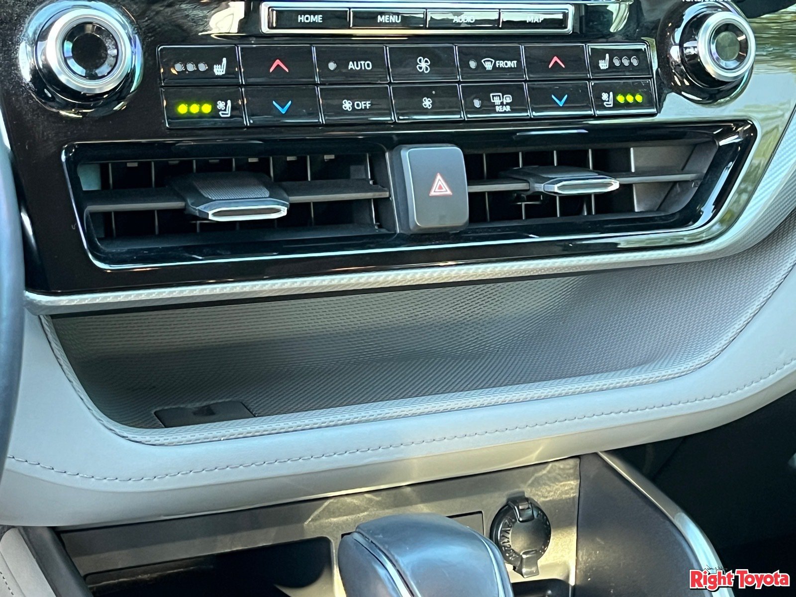 Used 2022 Toyota Highlander Platinum FWD image 30