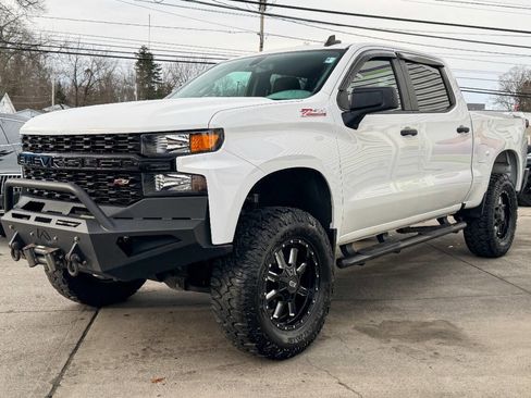 Used 2019 Chevrolet Silverado 1500 Custom Trail Boss w/ Custom Convenience Package image 6