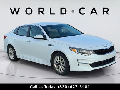 Used 2018 Kia Optima LX w/ 17" Alloy Wheels Package