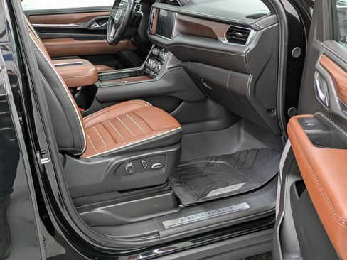 Used 2024 GMC Yukon Denali Ultimate image 26
