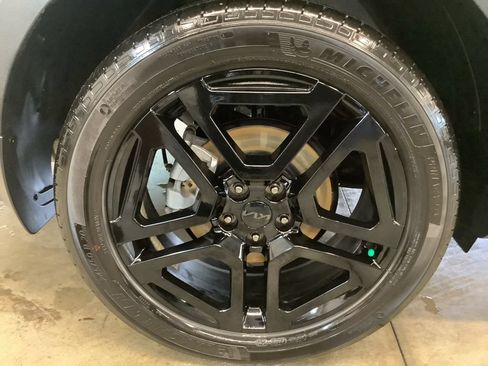 Certified 2025 Kia Telluride EX X-Line AWD/4WD image 26