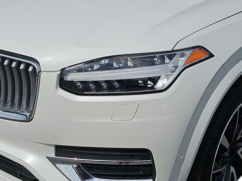 Used 2024 Volvo XC90 B5 Plus w/ Protection Package Premier AWD/4WD image 29