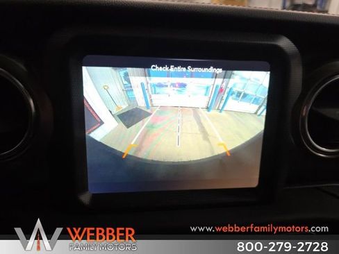 Used 2018 Jeep Wrangler Unlimited Rubicon image 29