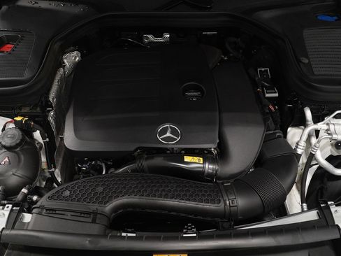 Certified 2023 Mercedes-Benz GLC 300 4MATIC Coupe image 31