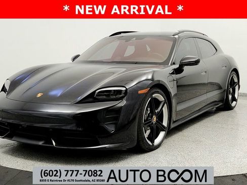 Used 2023 Porsche Taycan GTS image 1