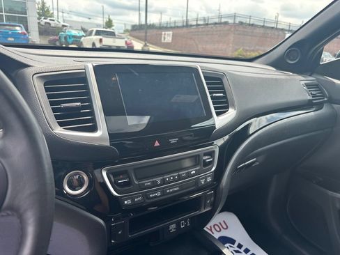 Used 2020 Honda Ridgeline Black Edition image 34