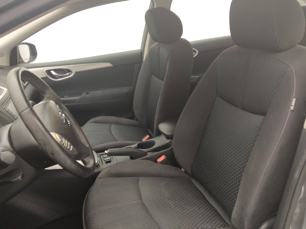 Used 2015 Nissan Sentra SR w/ Navigation Package FWD image 17