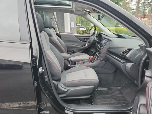 Certified 2023 Subaru Forester Touring AWD/4WD image 28