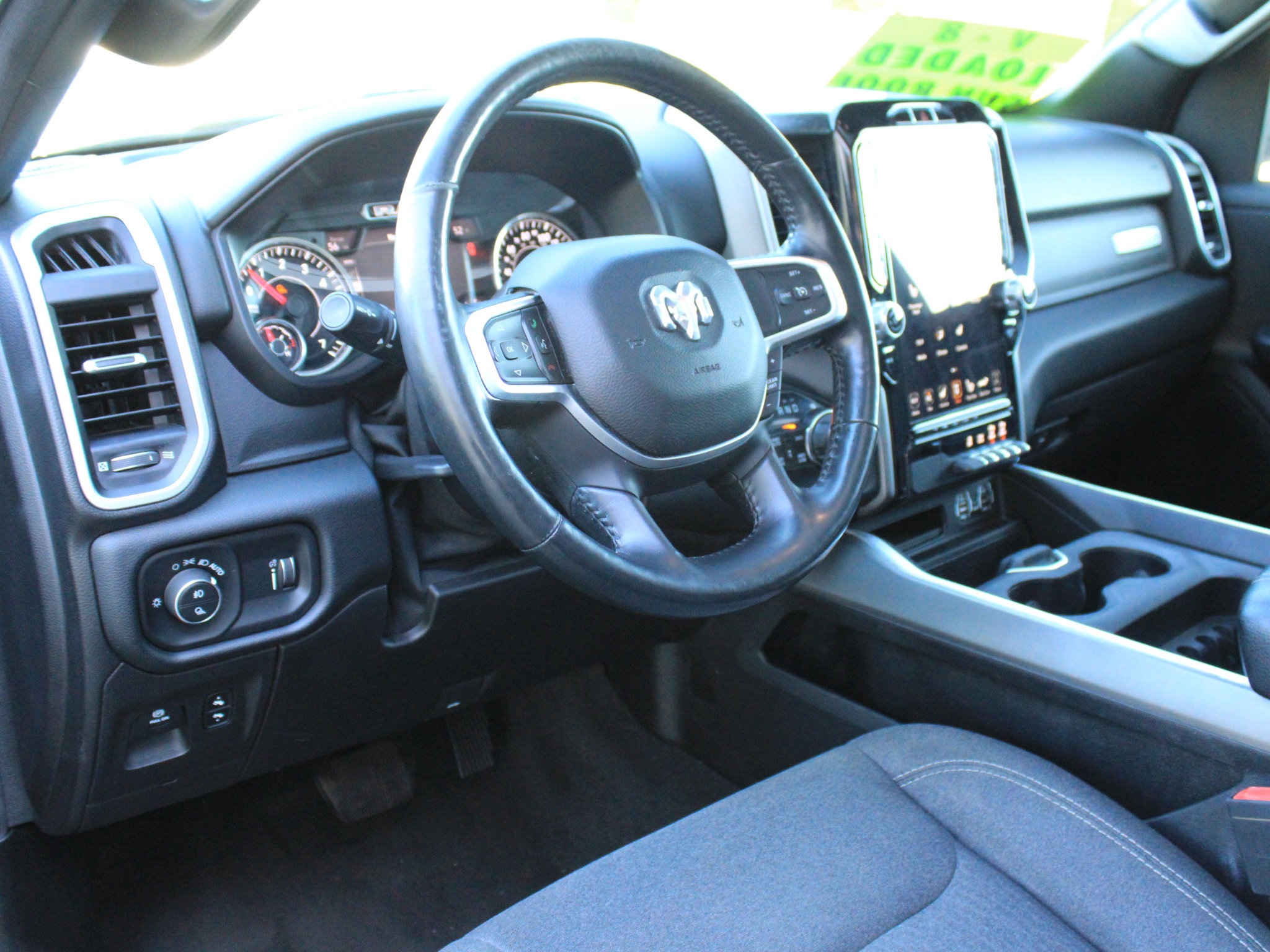 Used 2020 RAM 1500 Big Horn AWD/4WD image 12