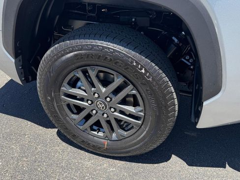 New 2026 Toyota Tundra SR5 image 8