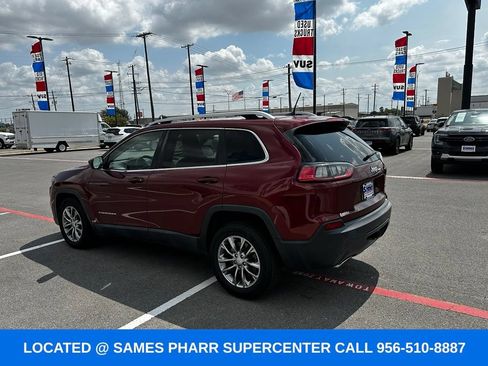 Used 2019 Jeep Cherokee Latitude Plus w/ Trailer Tow Group FWD image 7