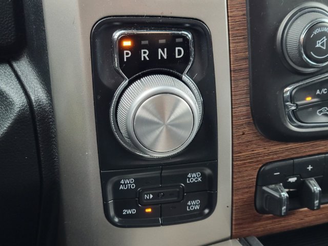Used 2018 RAM 1500 Laramie AWD/4WD image 18