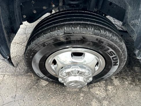 Used 2024 RAM 3500 Big Horn image 11