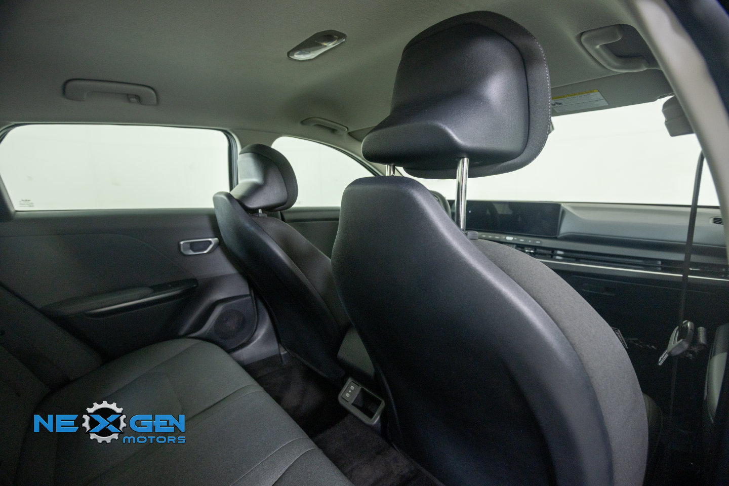Used 2025 Kia K4 FWD image 35