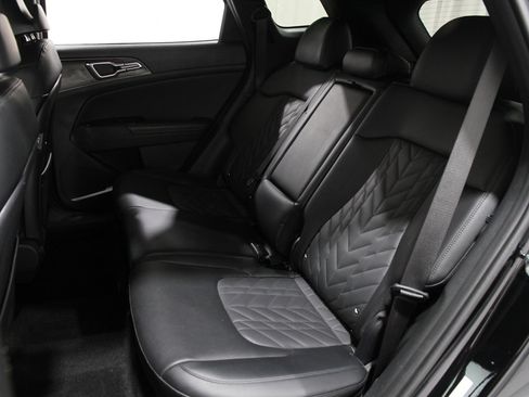 Used 2023 Kia Sportage X-Line w/ X-Line Premium Package image 22