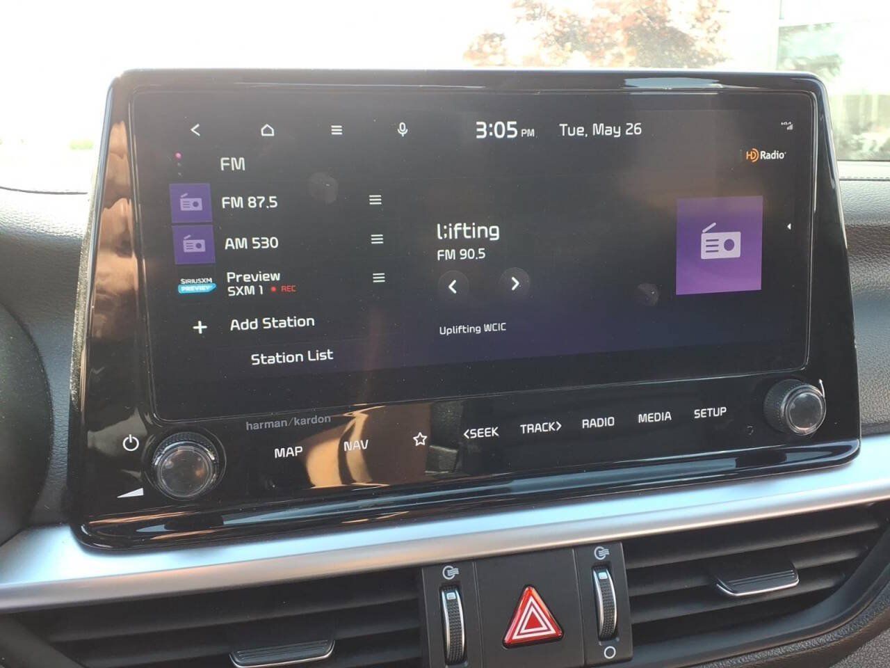 Used 2023 Kia Forte GT-Line w/ GT-Line Premium Package FWD image 12
