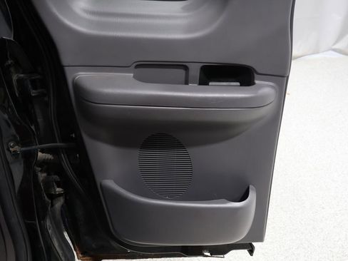 Used 2004 Ford F150 XLT image 13