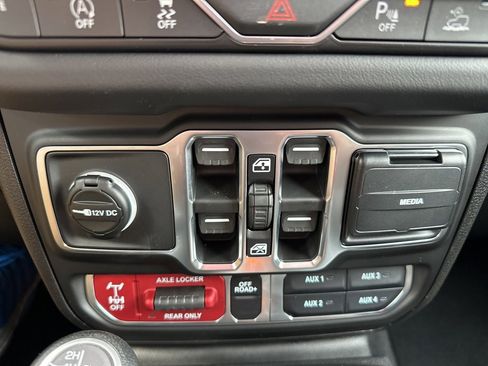 New 2026 Jeep Gladiator Mojave image 63