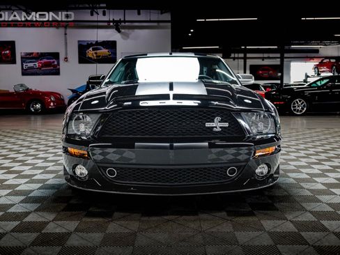 Used 2009 Ford Mustang Shelby GT500 RWD image 30