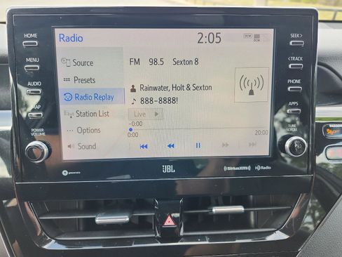 Used 2023 Toyota Camry XLE w/ Navigation Package image 13