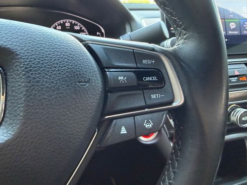 Used 2022 Honda Accord Sport image 13
