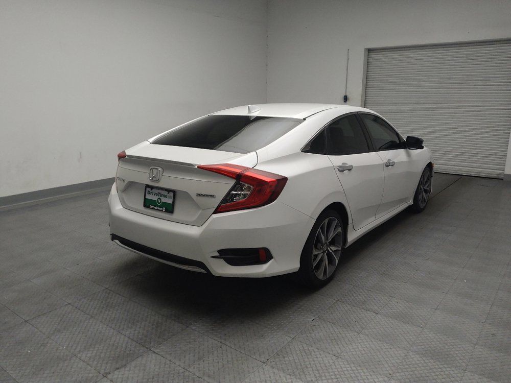 Used 2019 Honda Civic Touring image 9