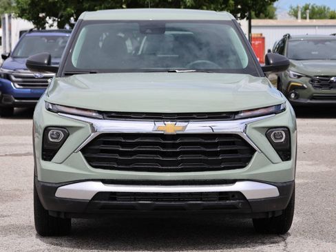 Used 2026 Chevrolet TrailBlazer LS w/ LS Convenience Package AWD/4WD image 2
