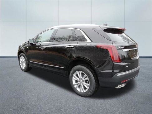 New 2026 Cadillac XT5 Luxury image 3