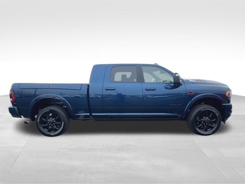 Used 2024 RAM 2500 Limited AWD/4WD image 9