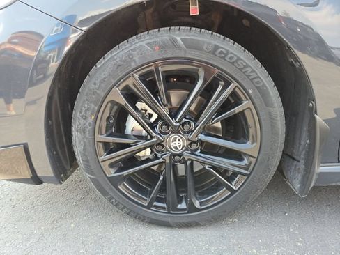 Used 2025 Toyota Camry SE w/ Convenience Package AWD/4WD image 7