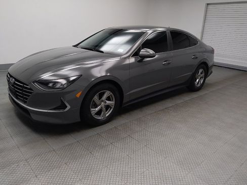 Used 2022 Hyundai Sonata SE FWD image 2