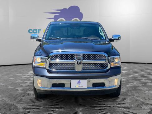 Used 2018 RAM 1500 Laramie w/ Convenience Group AWD/4WD image 8