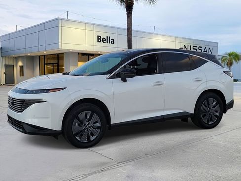 Certified 2025 Nissan Murano SL w/ Cargo Package image 2