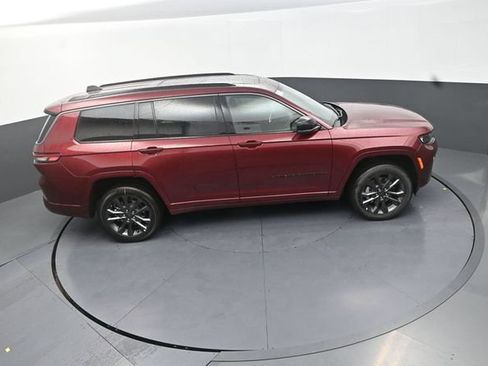 New 2026 Jeep Grand Cherokee L Limited AWD/4WD image 18