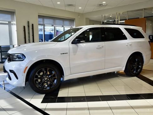 Used 2023 Dodge Durango R/T image 3