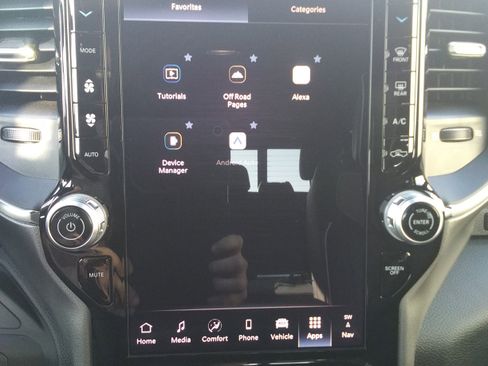 New 2026 RAM 2500 Laramie w/ Towing Technology Group image 31